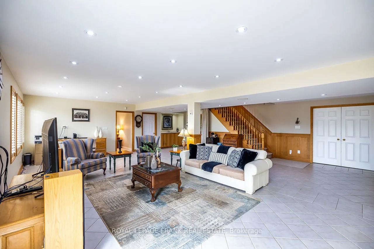 202 Southcrest Drive