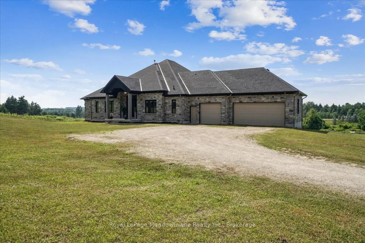 8837 Wellington Road 124