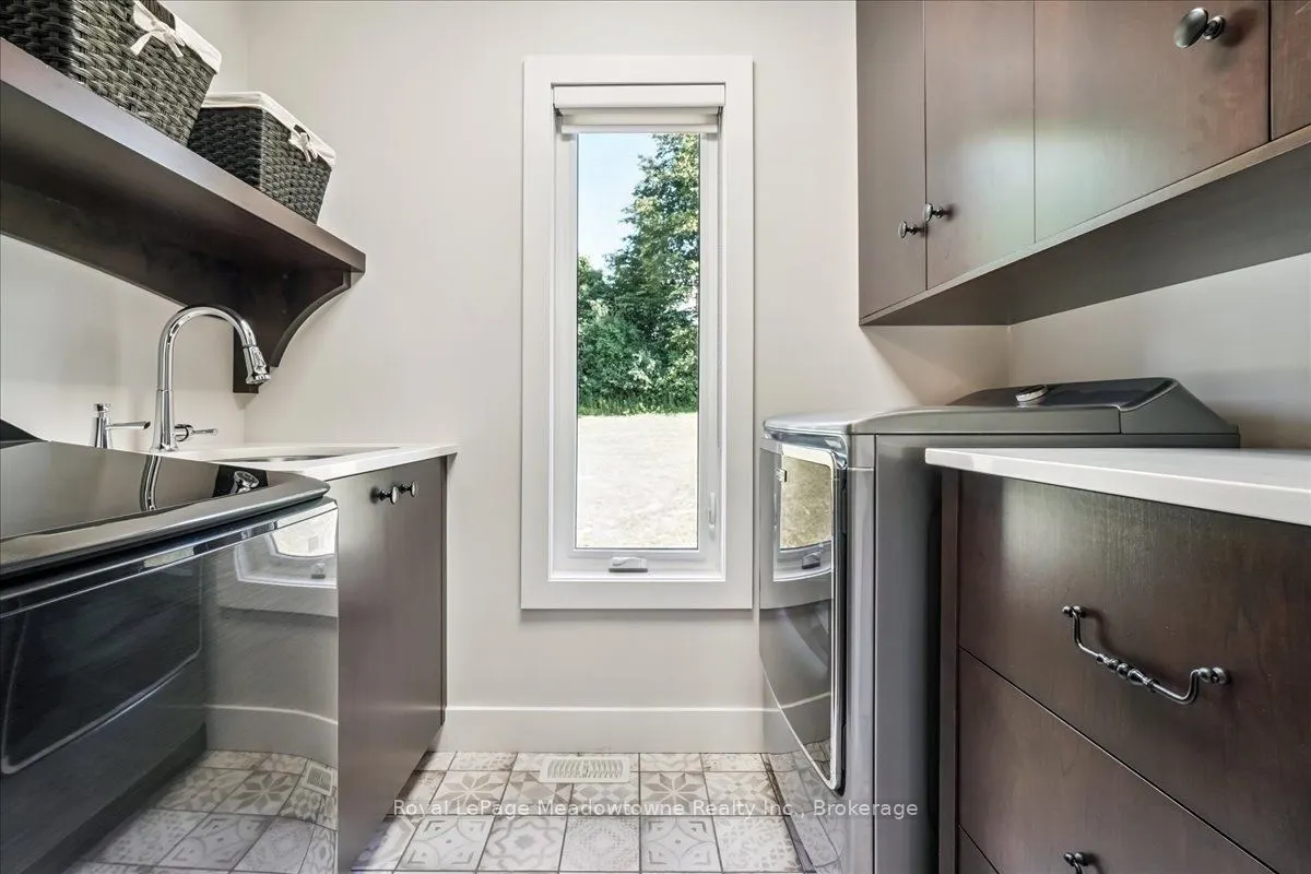 8837 Wellington Road 124