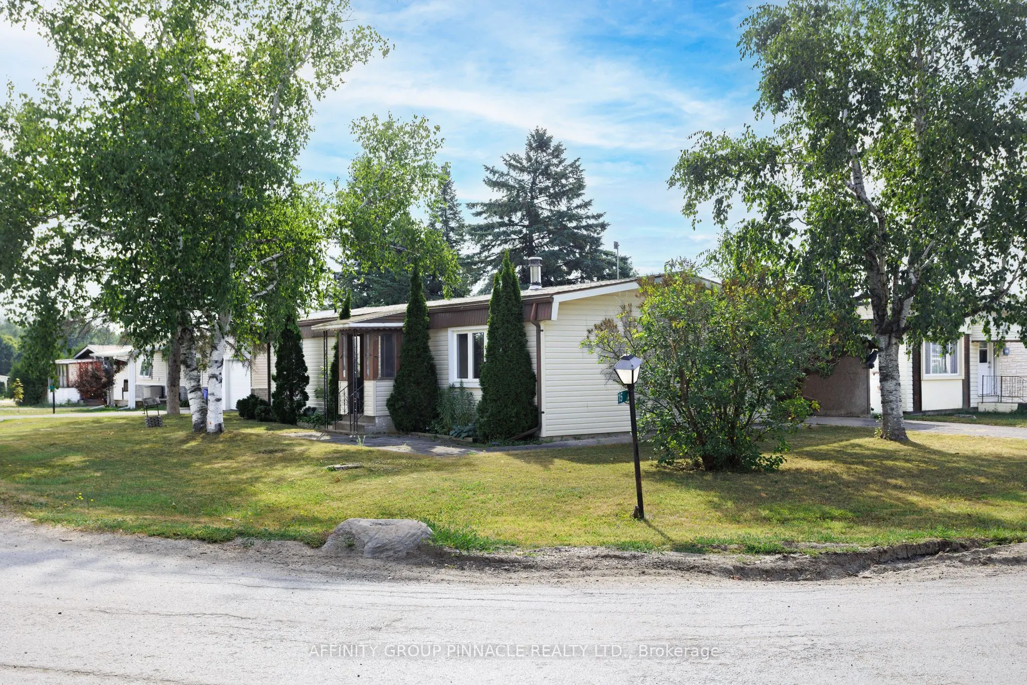 15 Circle Drive