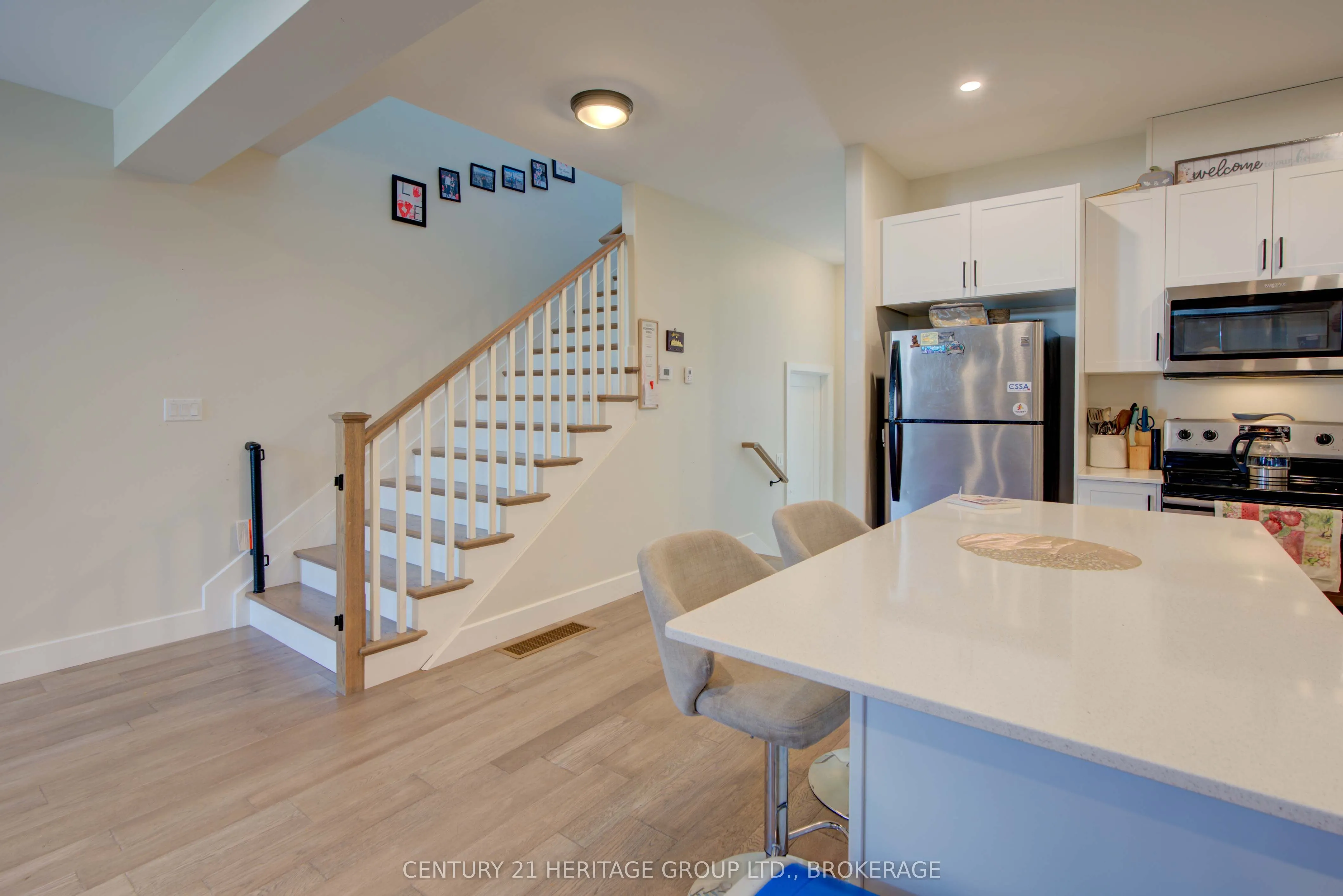 28 Dusenbury Drive