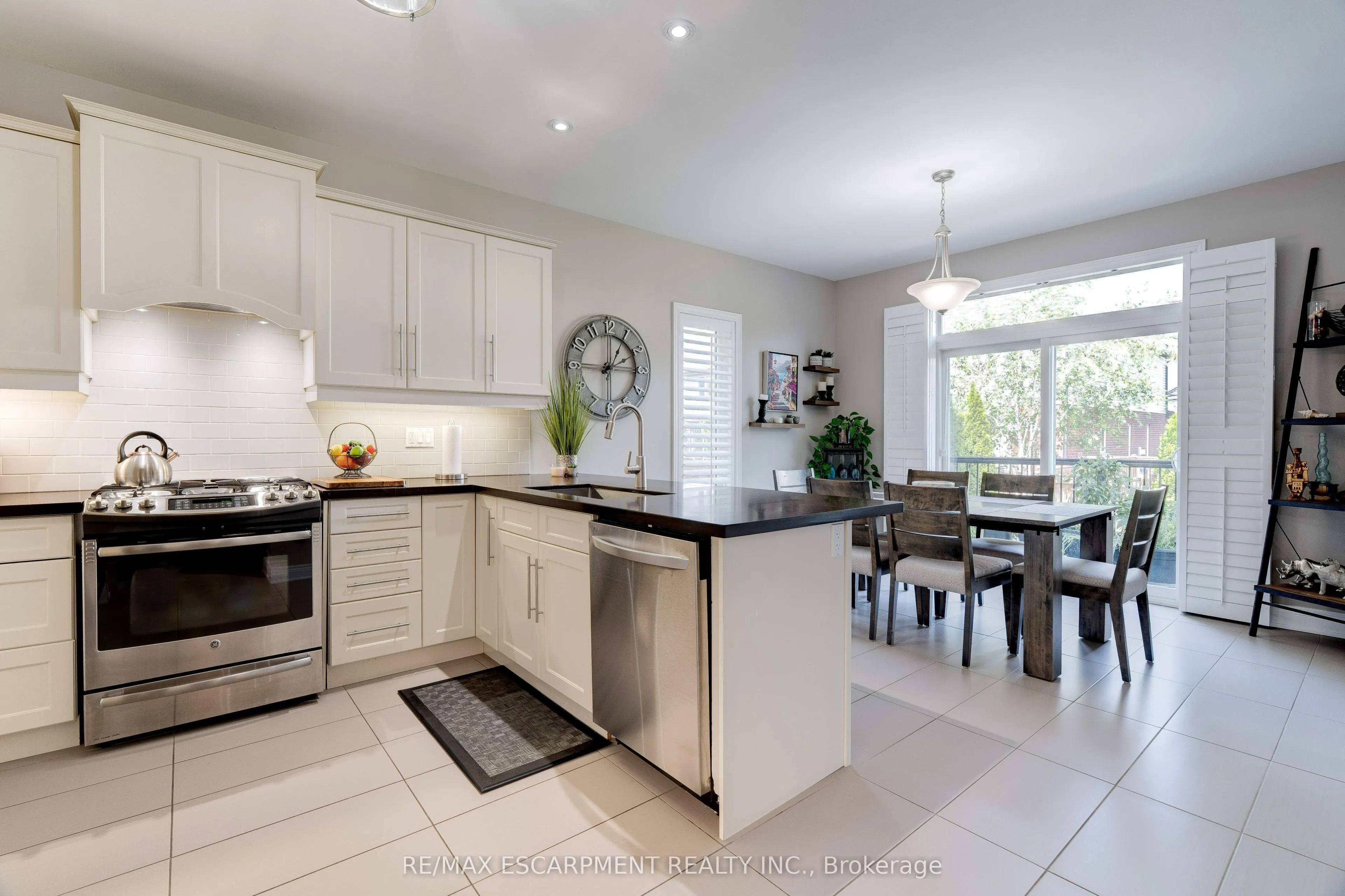 13 Biggar Crescent