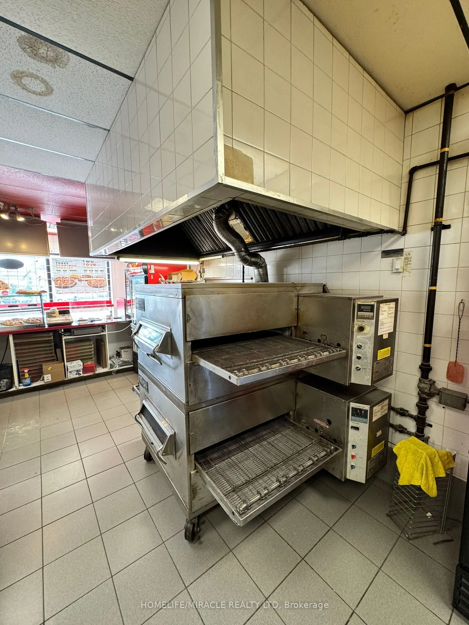 140 Parkhill Road W, #Unit B