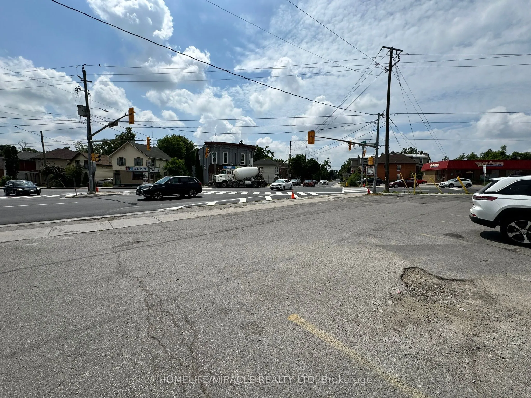 140 Parkhill Road W, #Unit B