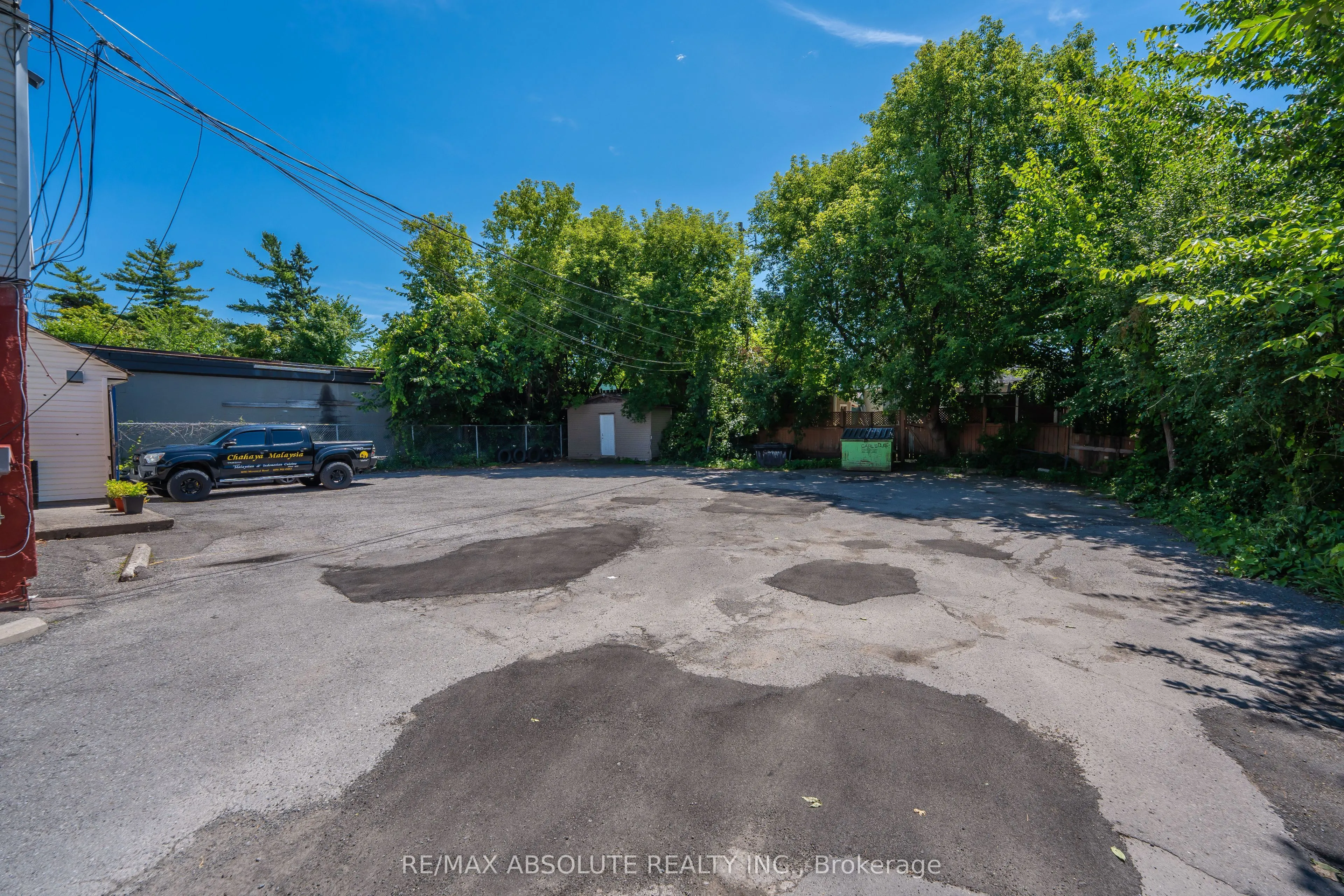 1690 Montreal Road