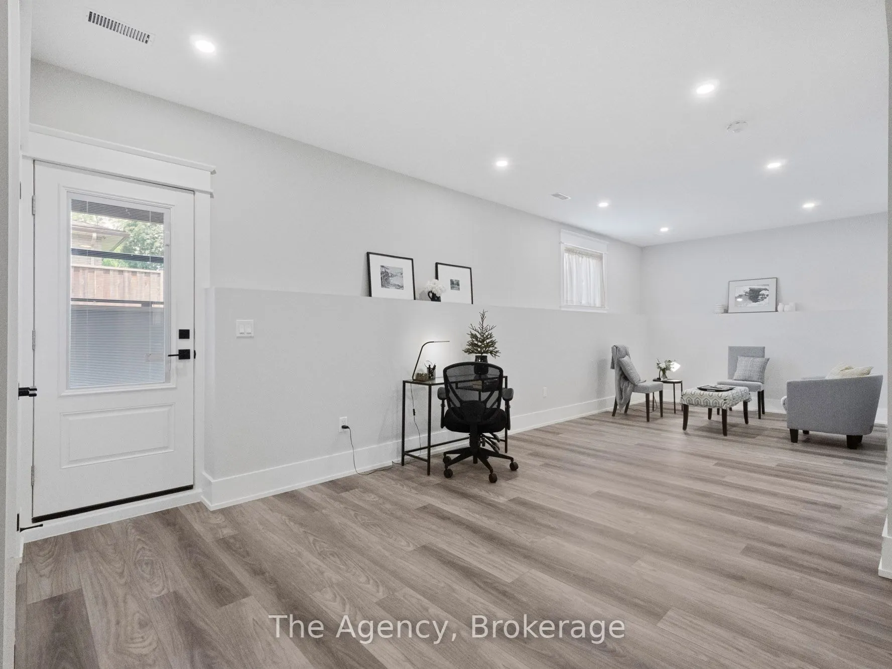 40 TOPHAM Boulevard