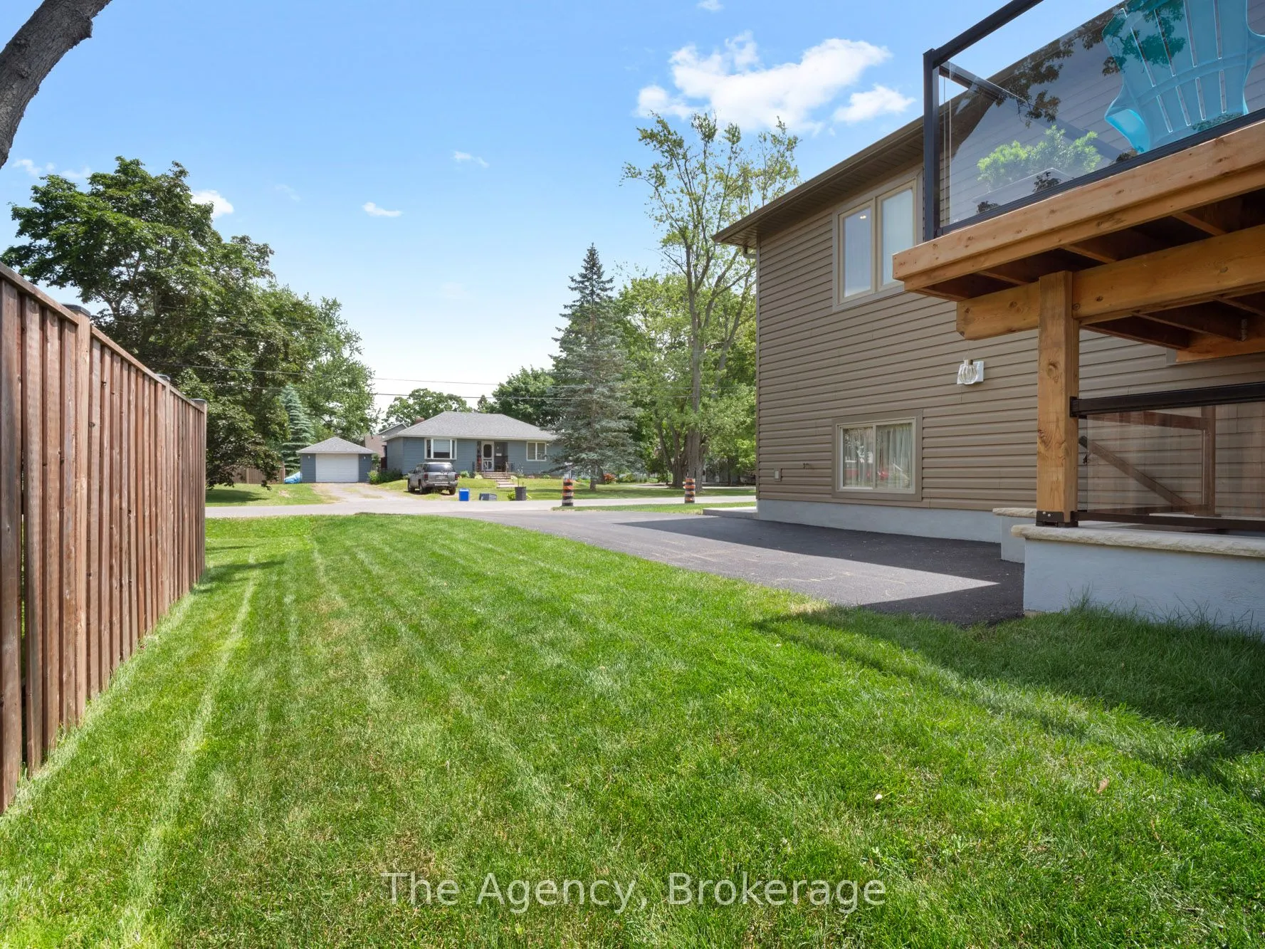 40 TOPHAM Boulevard