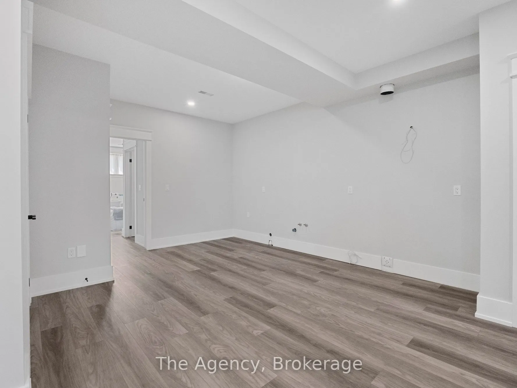 40 TOPHAM Boulevard