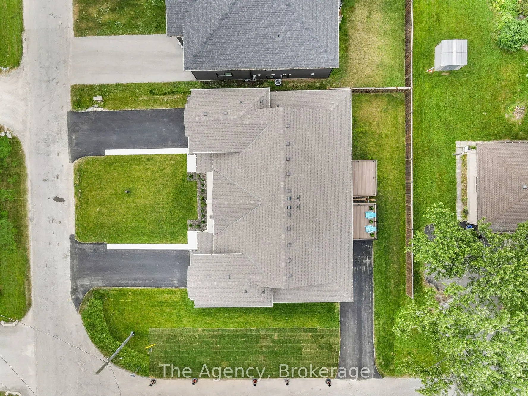 40 TOPHAM Boulevard