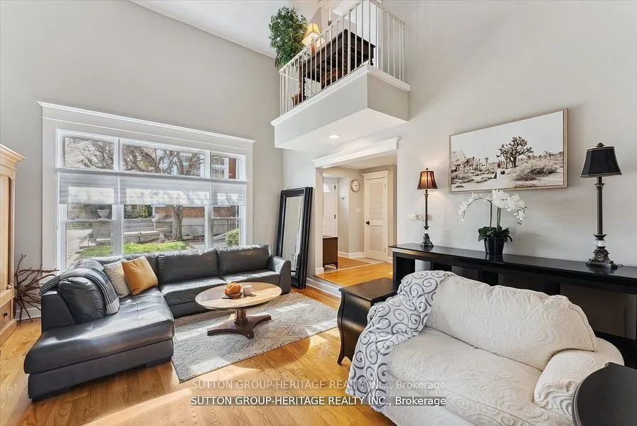 99 Bridge Street E, #5