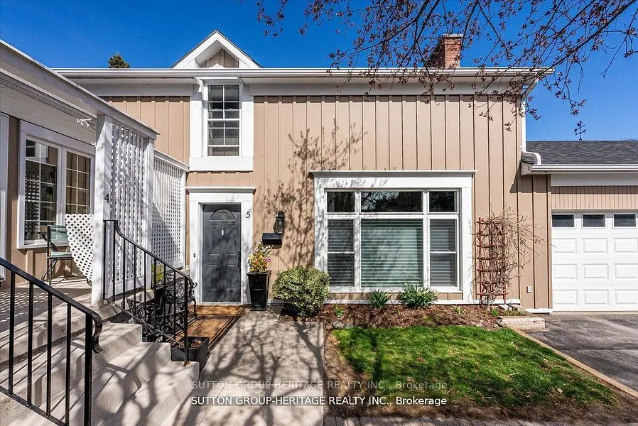 99 Bridge Street E, #5