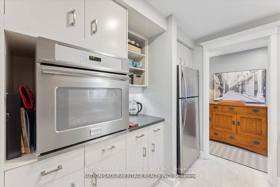 99 Bridge Street E, #5
