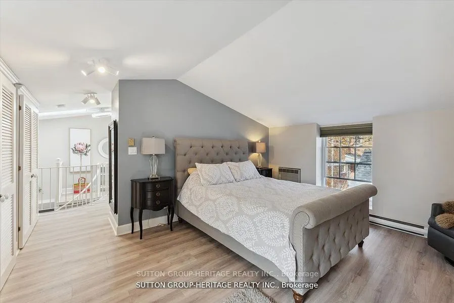 99 Bridge Street E, #5