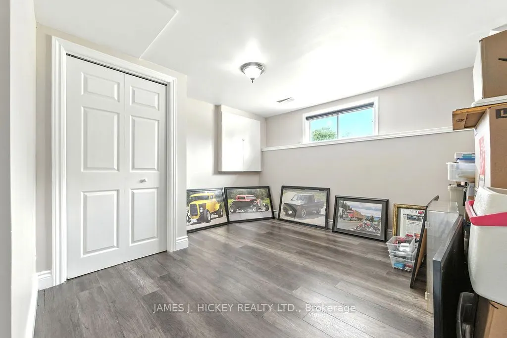 1108 Boundary Road