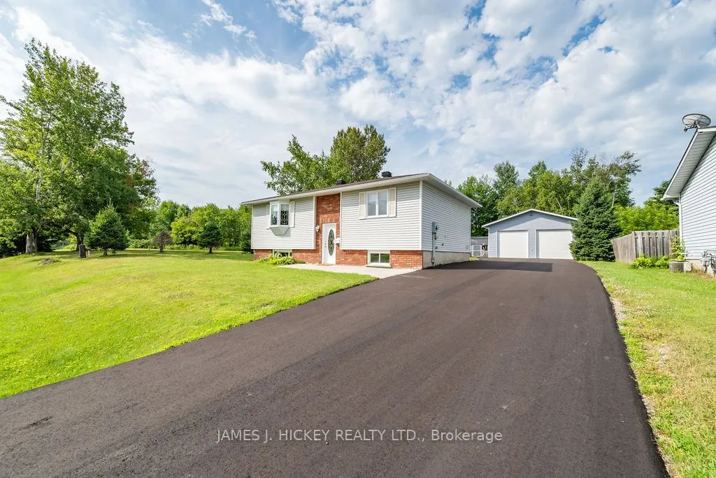 1108 Boundary Road