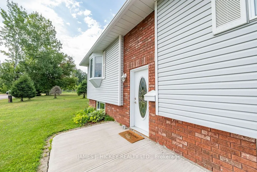 1108 Boundary Road