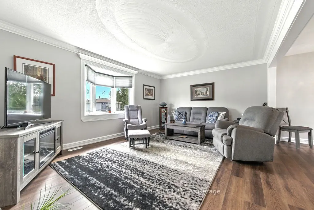 1108 Boundary Road
