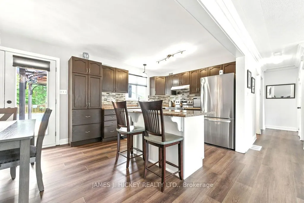 1108 Boundary Road