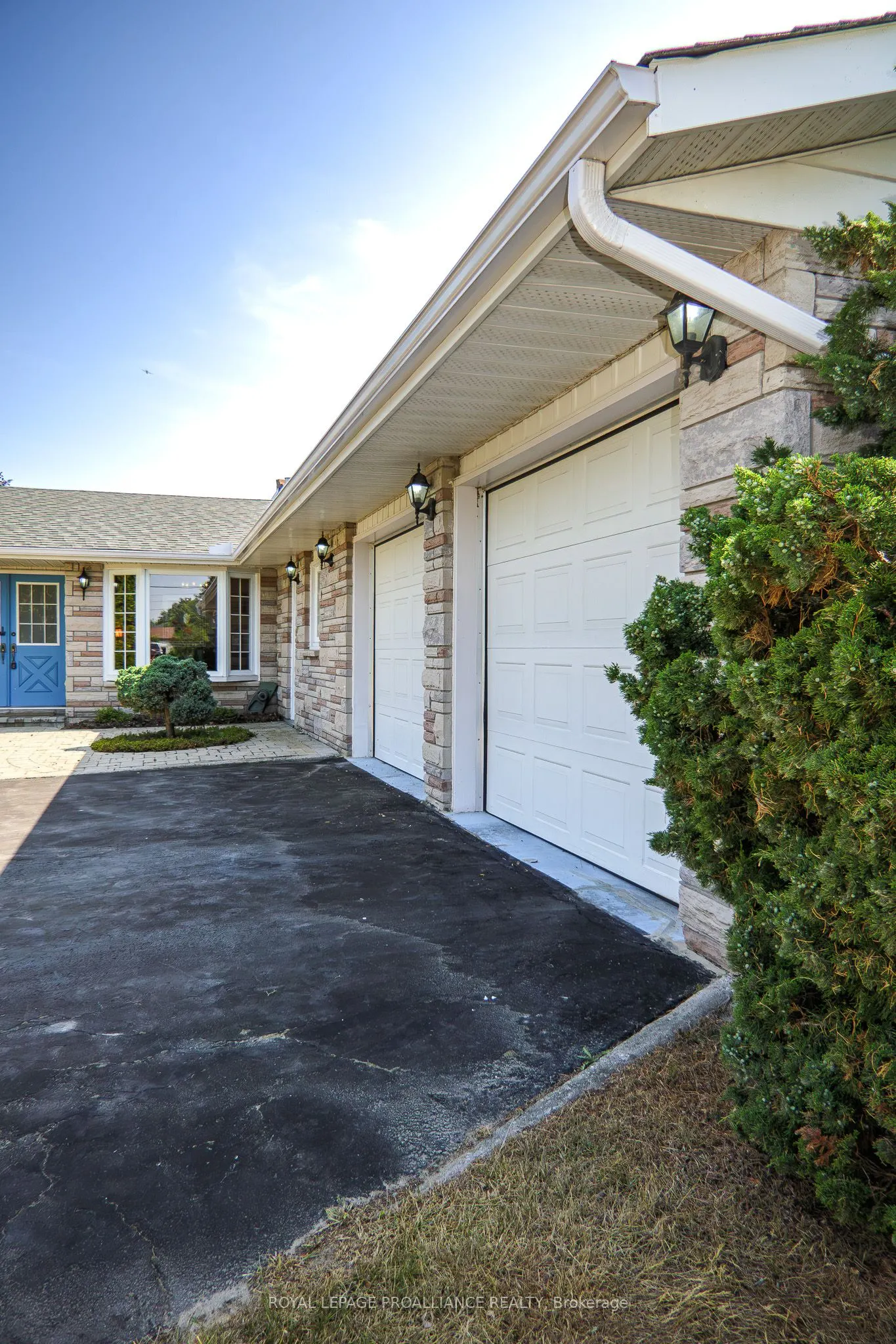 95 Baylea Drive