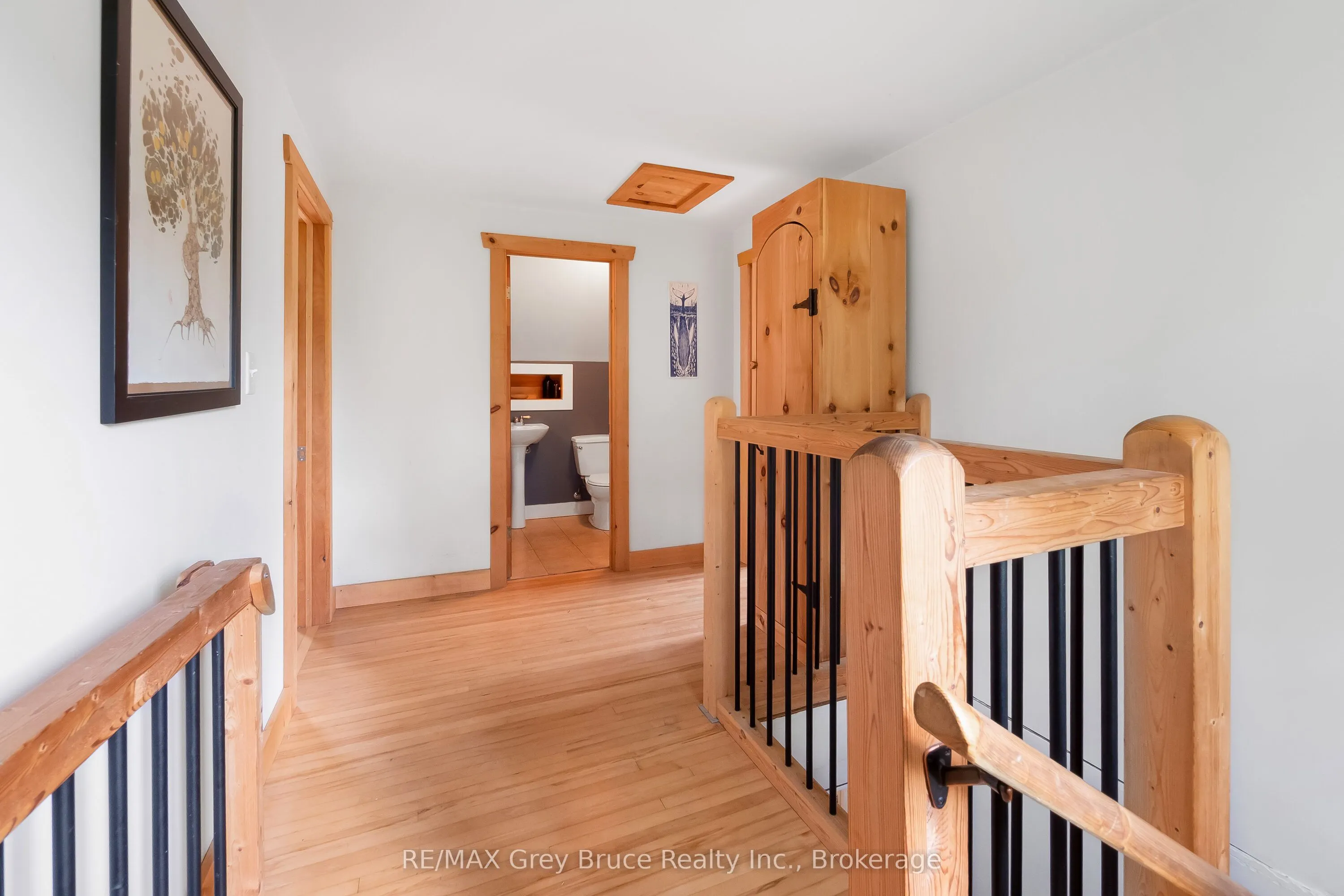 780 4th Avenue W