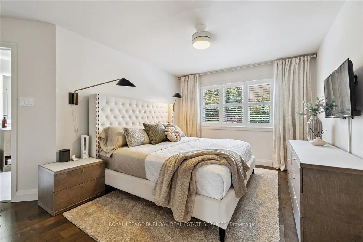 61 Niska Drive