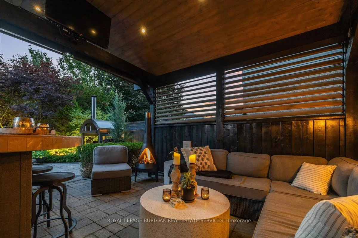 61 Niska Drive
