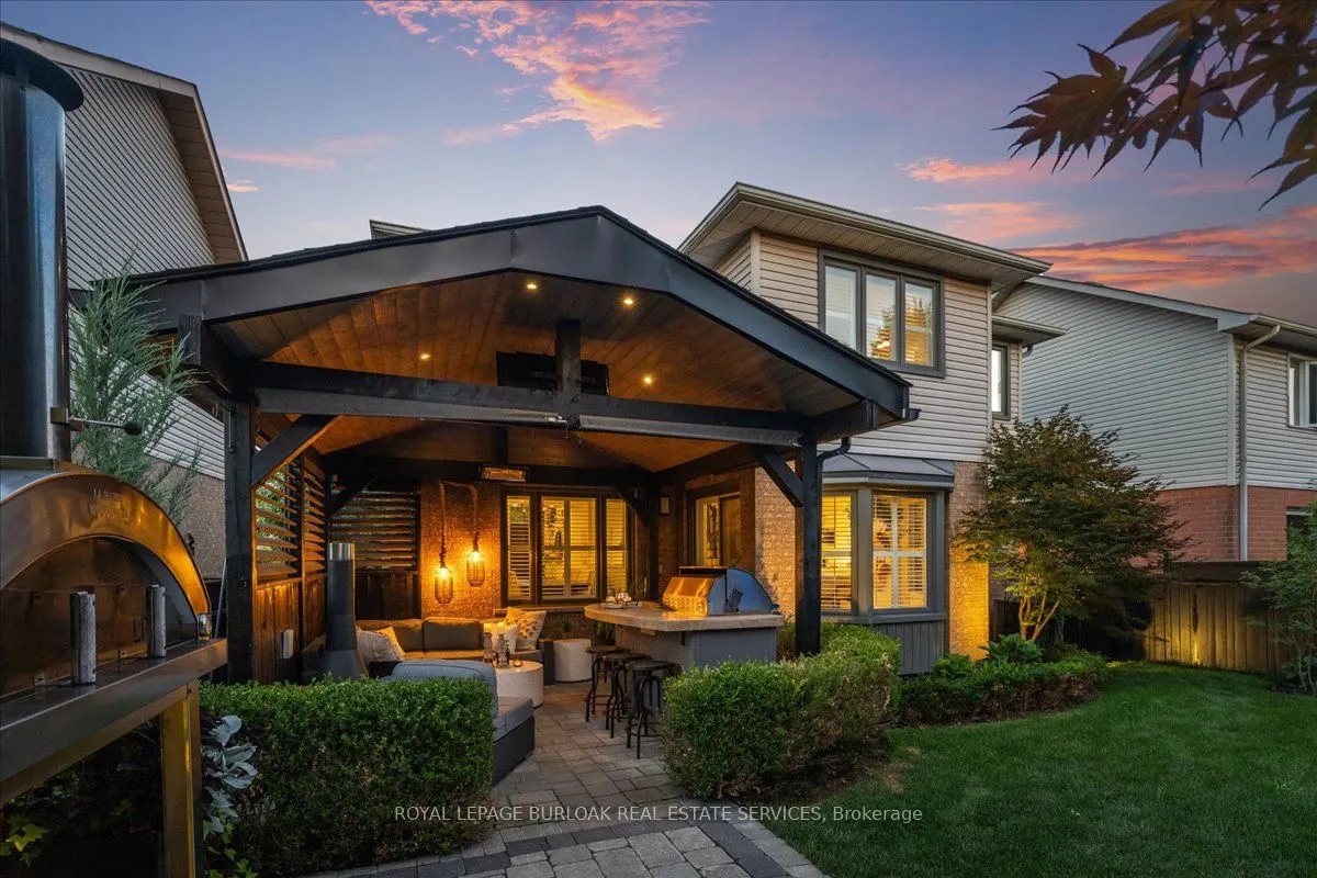 61 Niska Drive