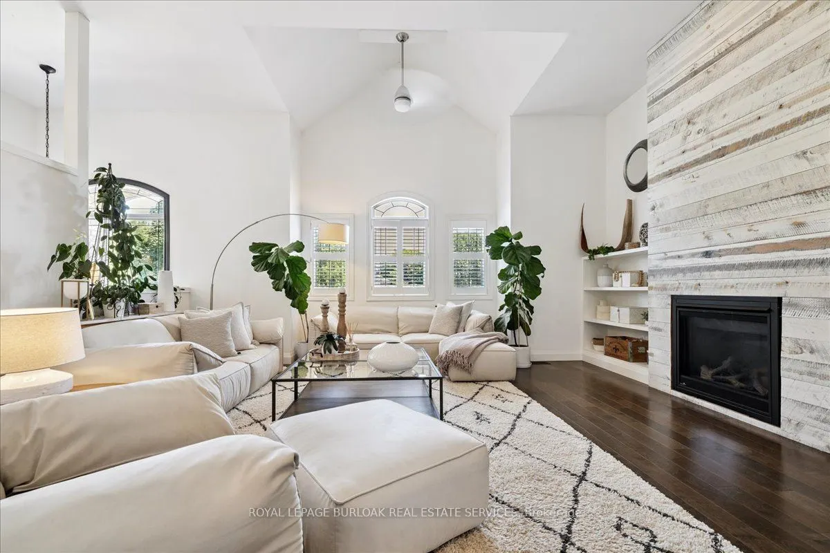 61 Niska Drive