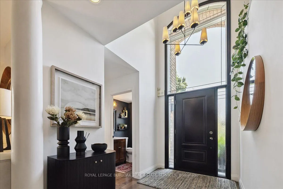 61 Niska Drive