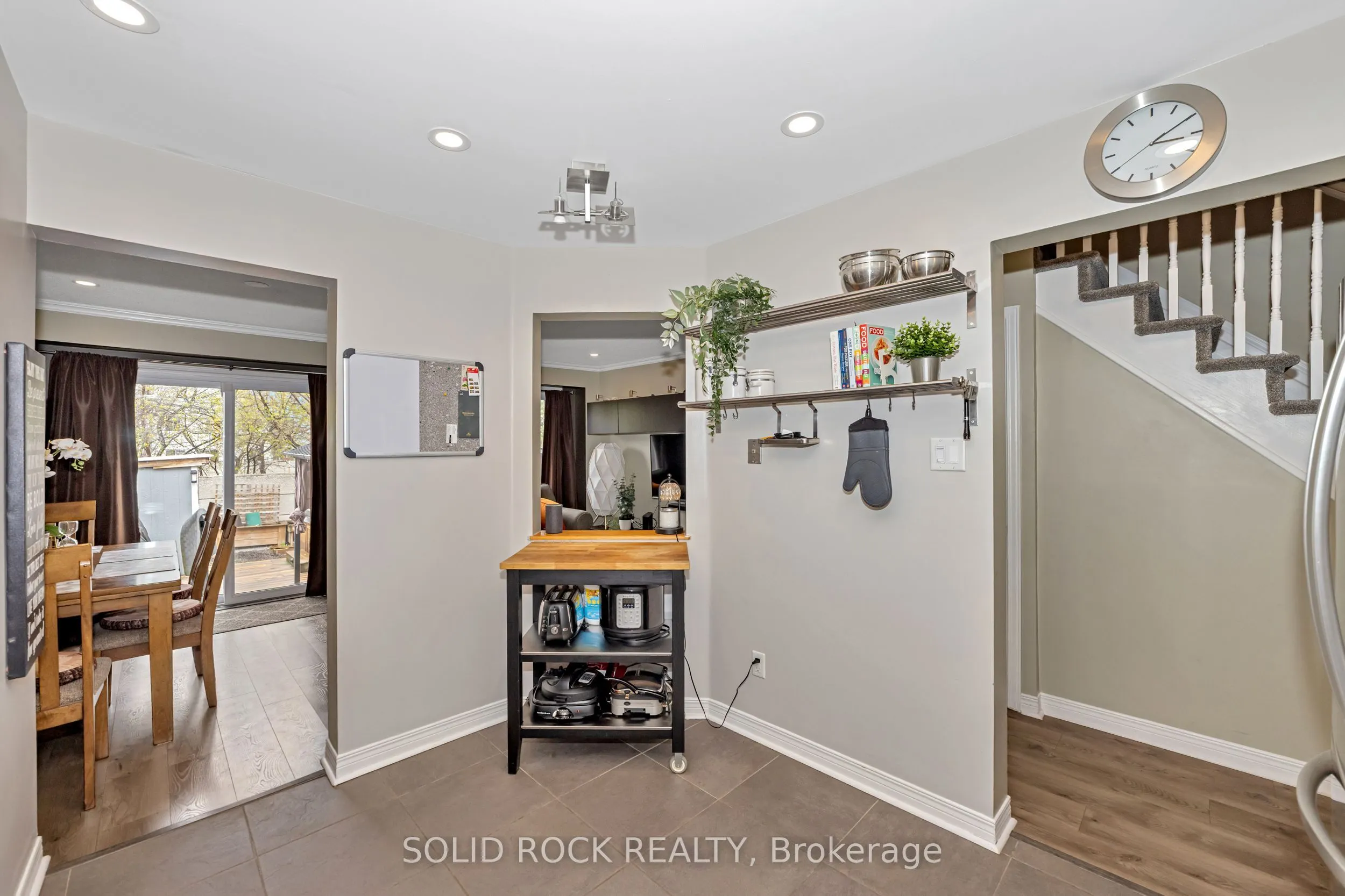 37 Grenadier Way