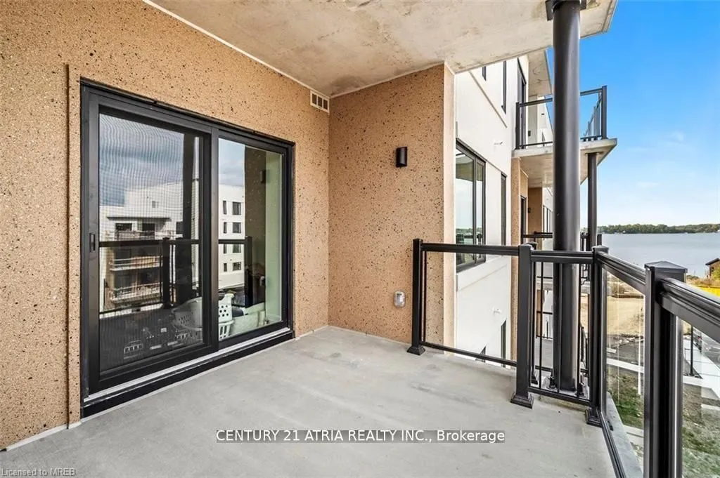 19A West Street N, #303