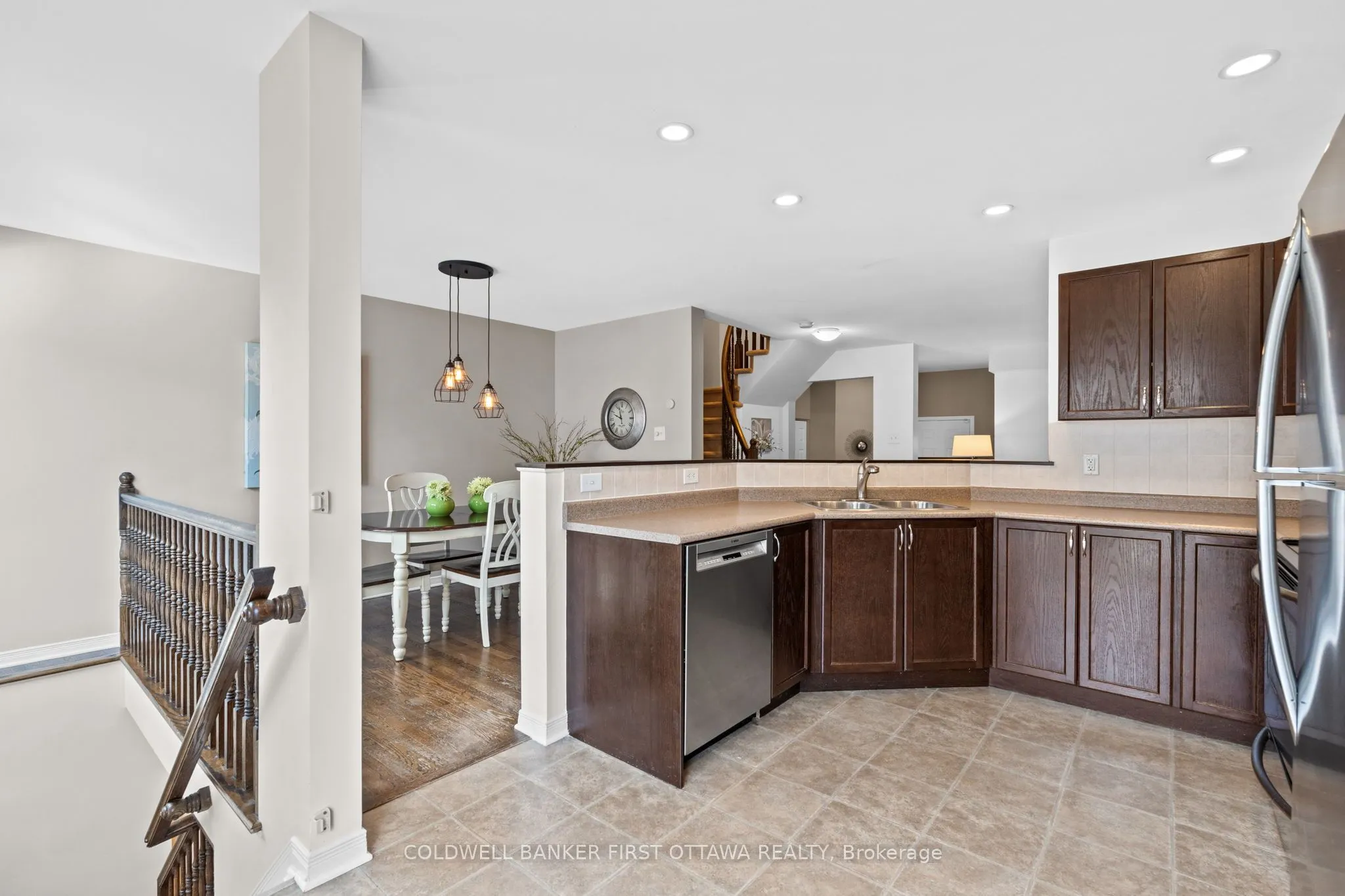 280 Applecross Crescent