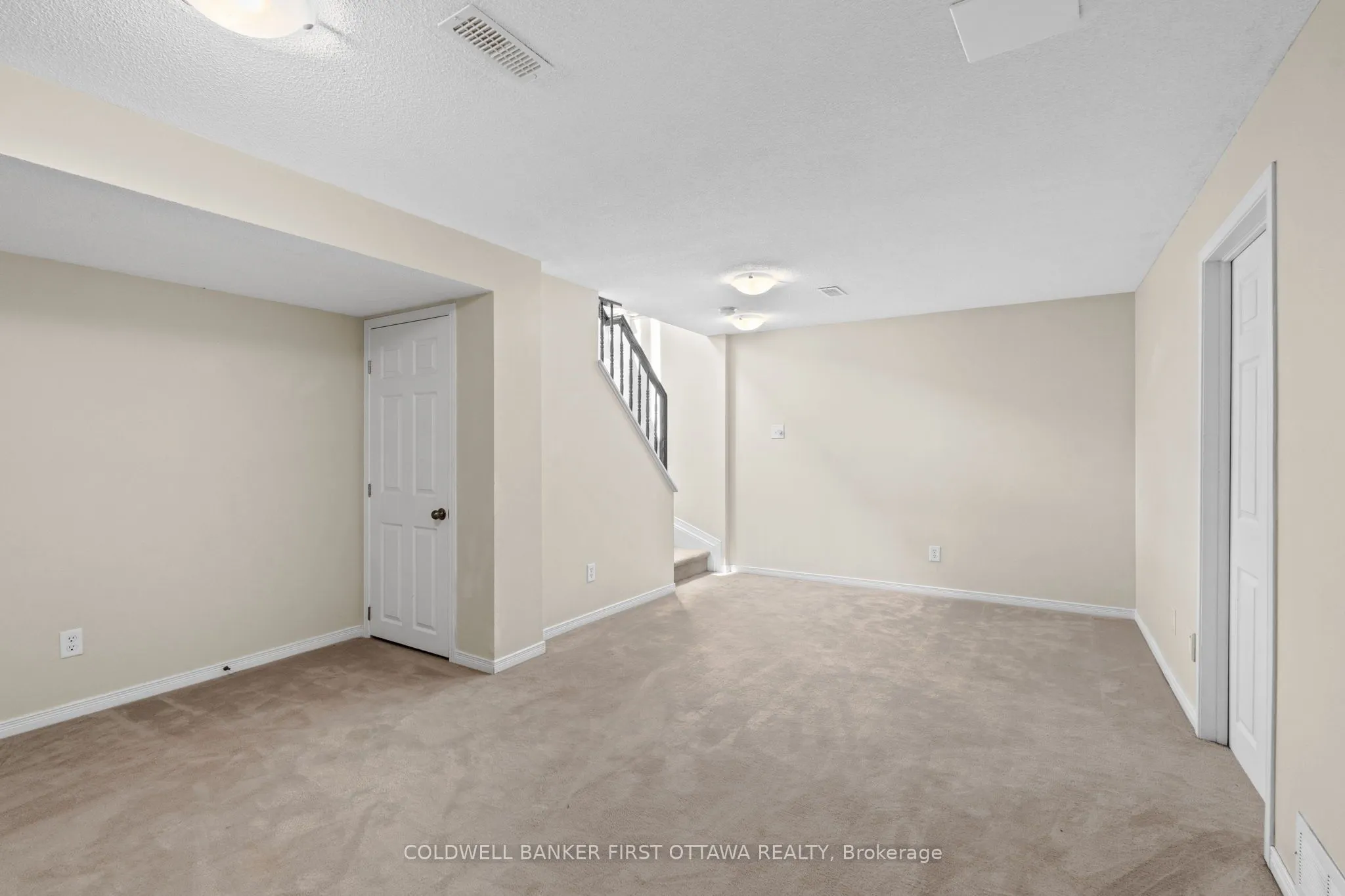 280 Applecross Crescent