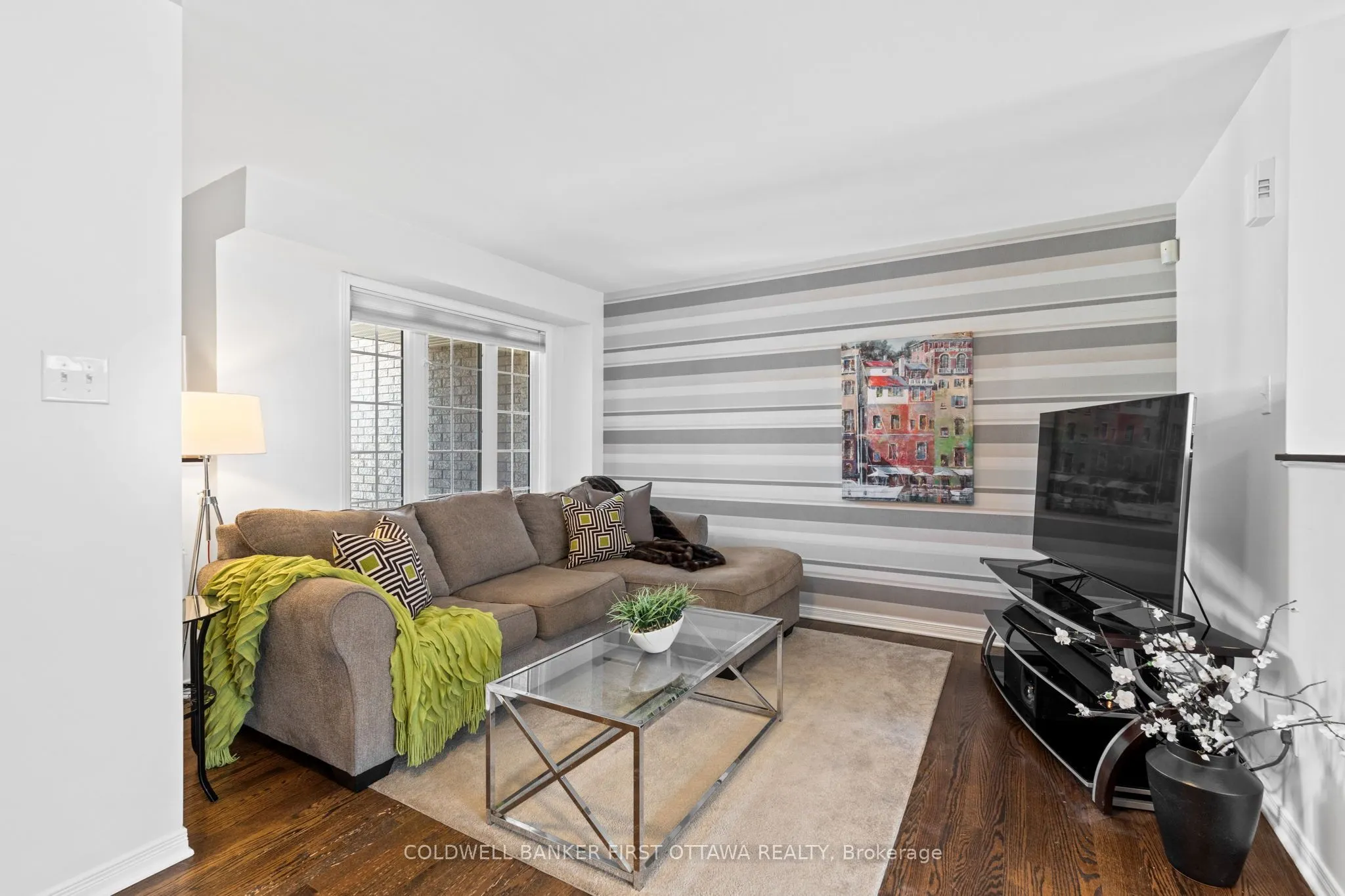 280 Applecross Crescent