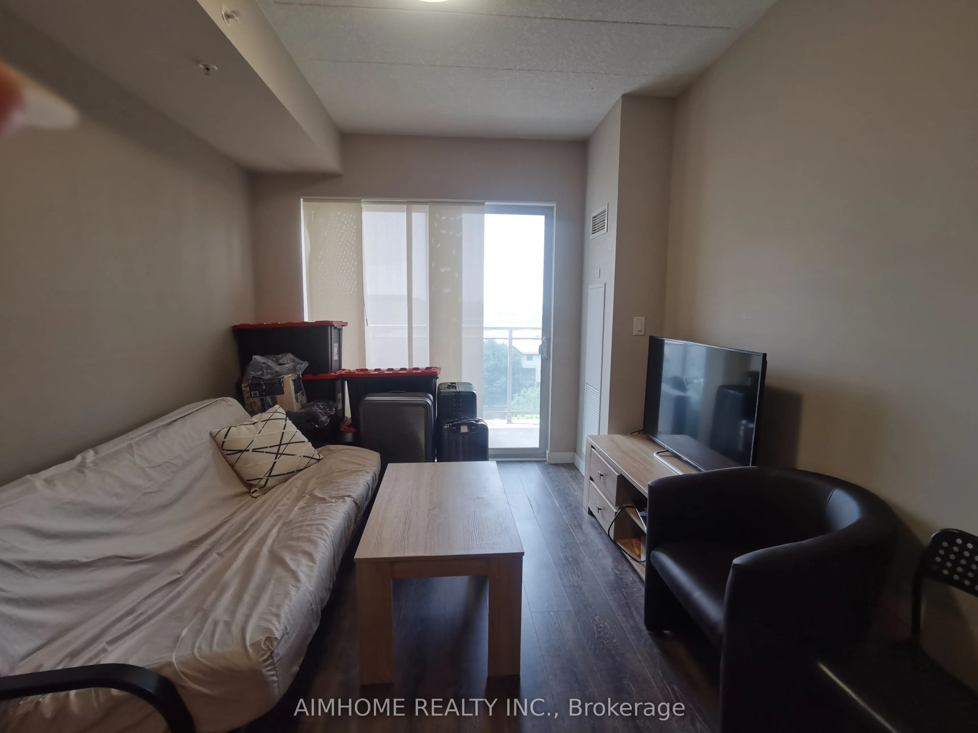 280 Lester Street E, #614