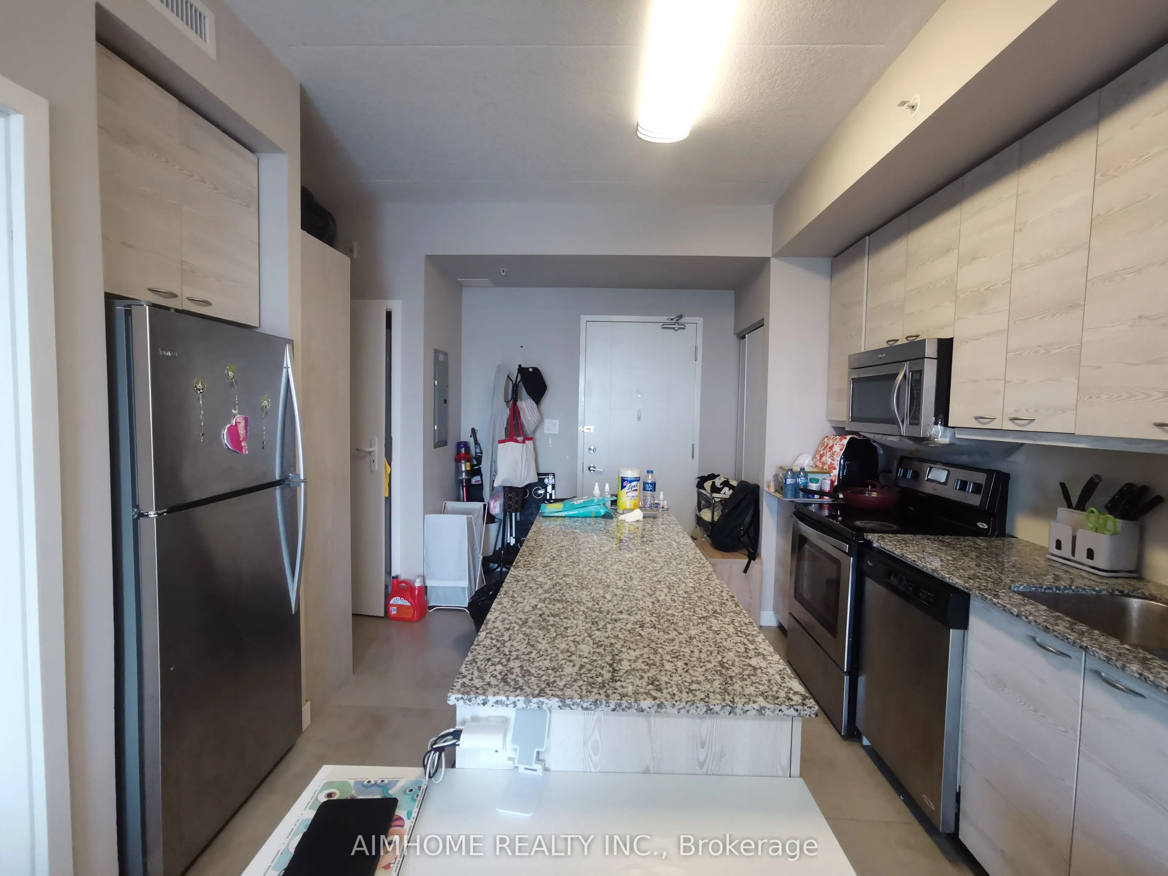 280 Lester Street E, #614