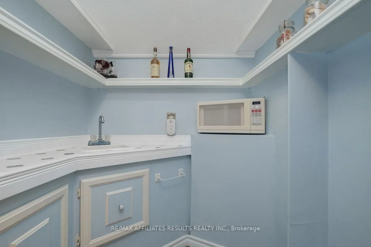 2 Wedgewood Crescent