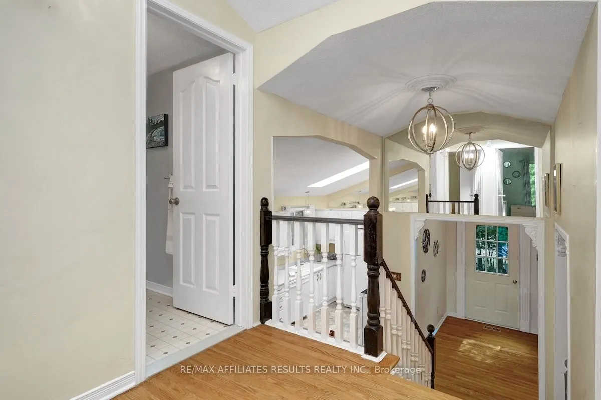 2 Wedgewood Crescent