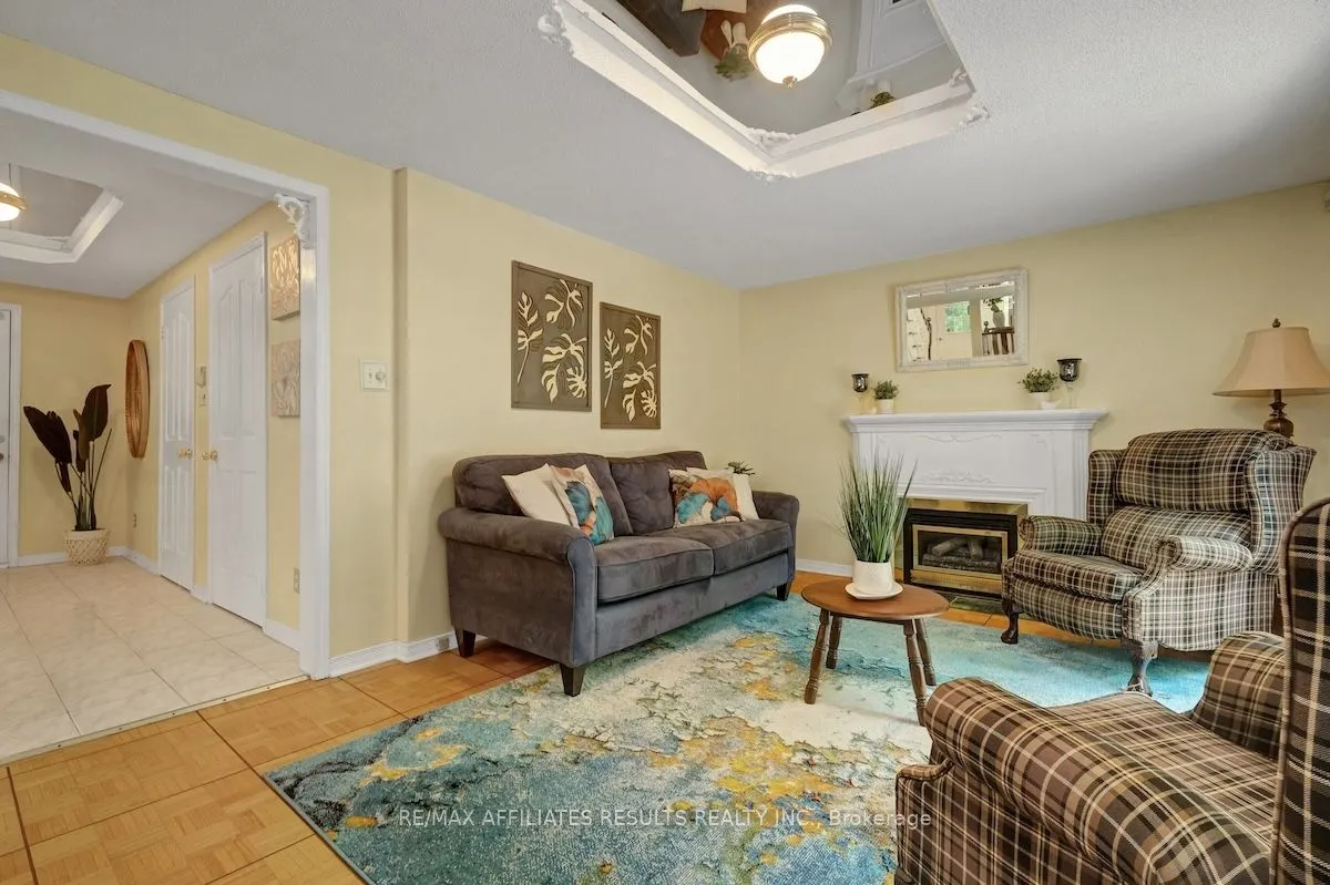 2 Wedgewood Crescent
