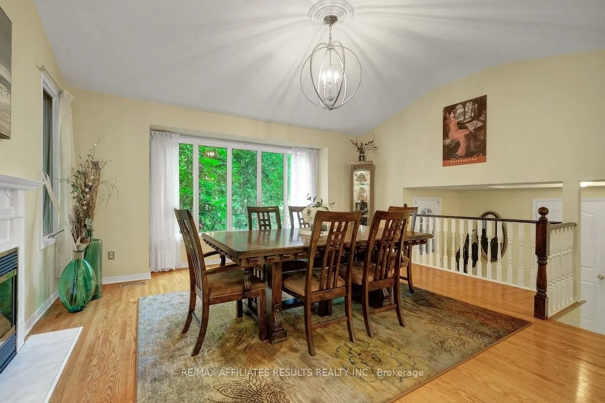 2 Wedgewood Crescent