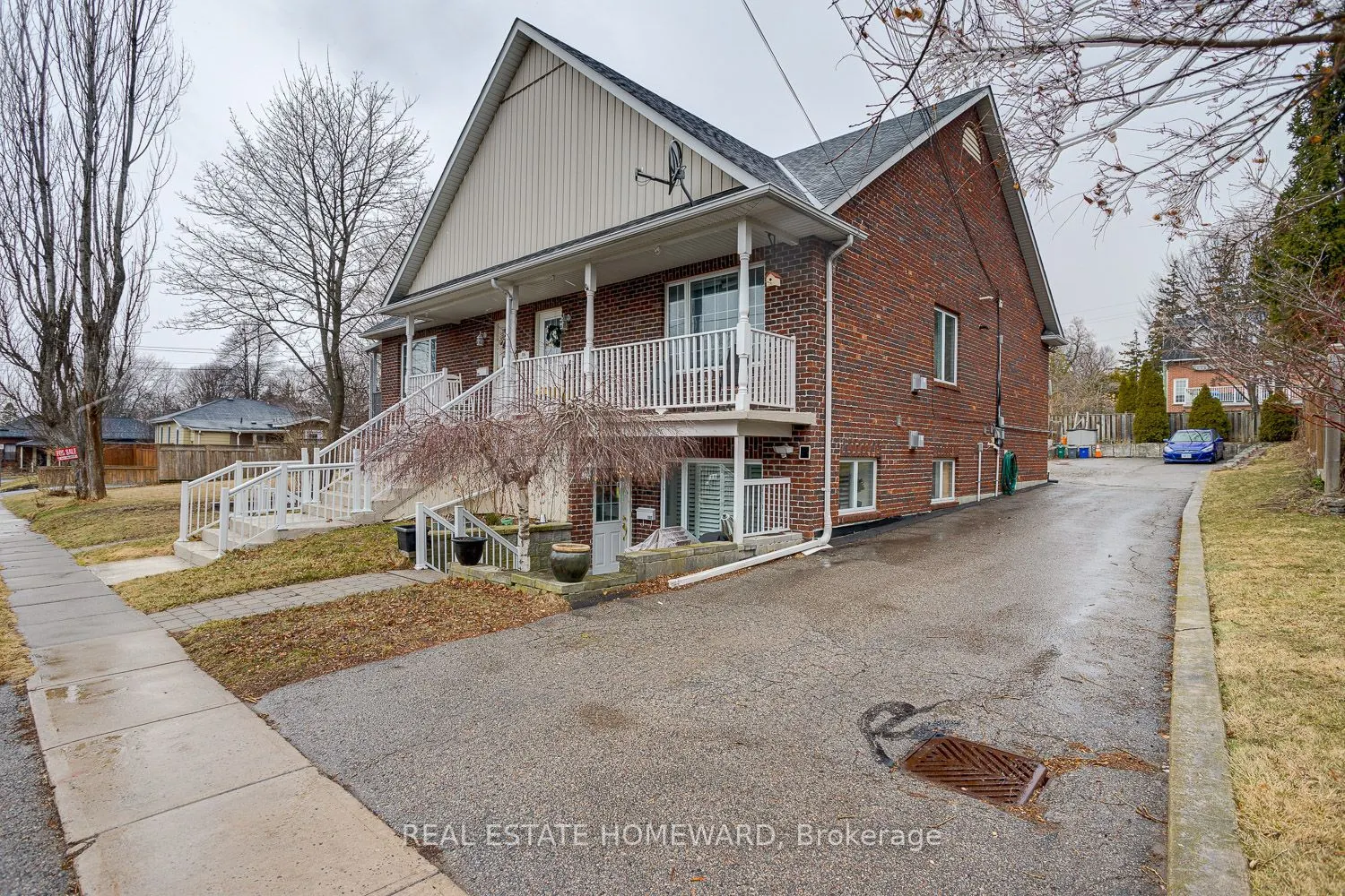 106 Anne Street, #102