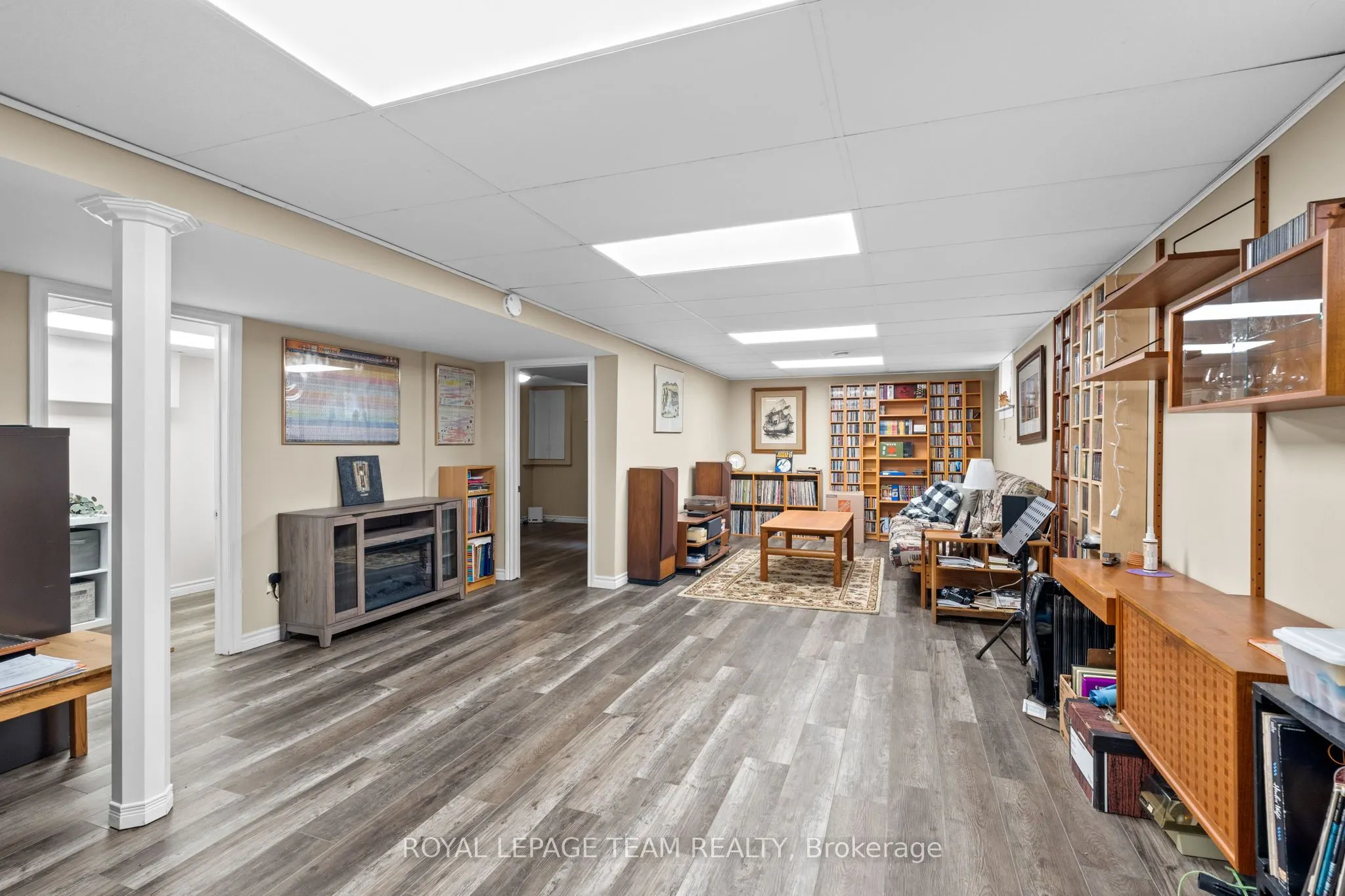 6481 Rideau Valley Drive N