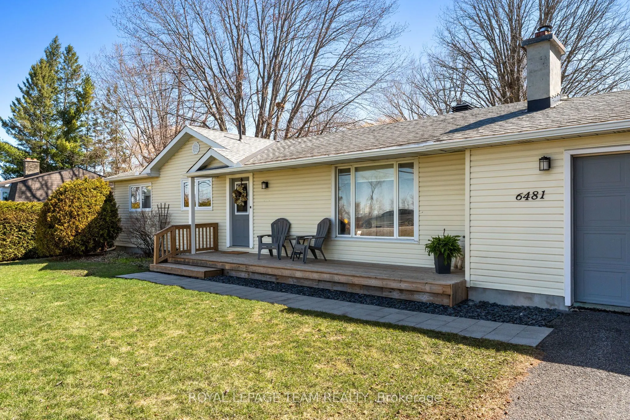 6481 Rideau Valley Drive N