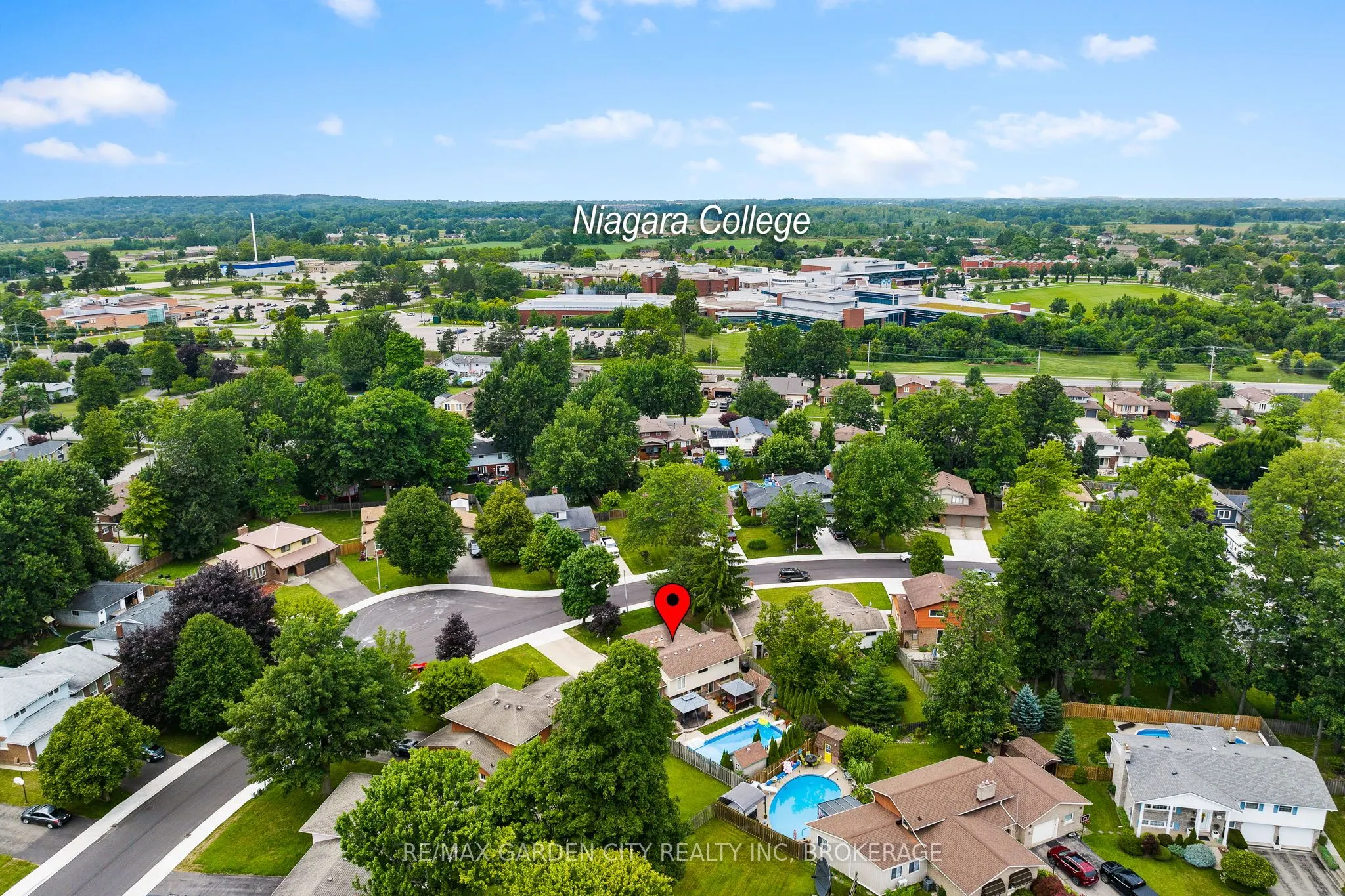 55 SHERWOOD FOREST Trail