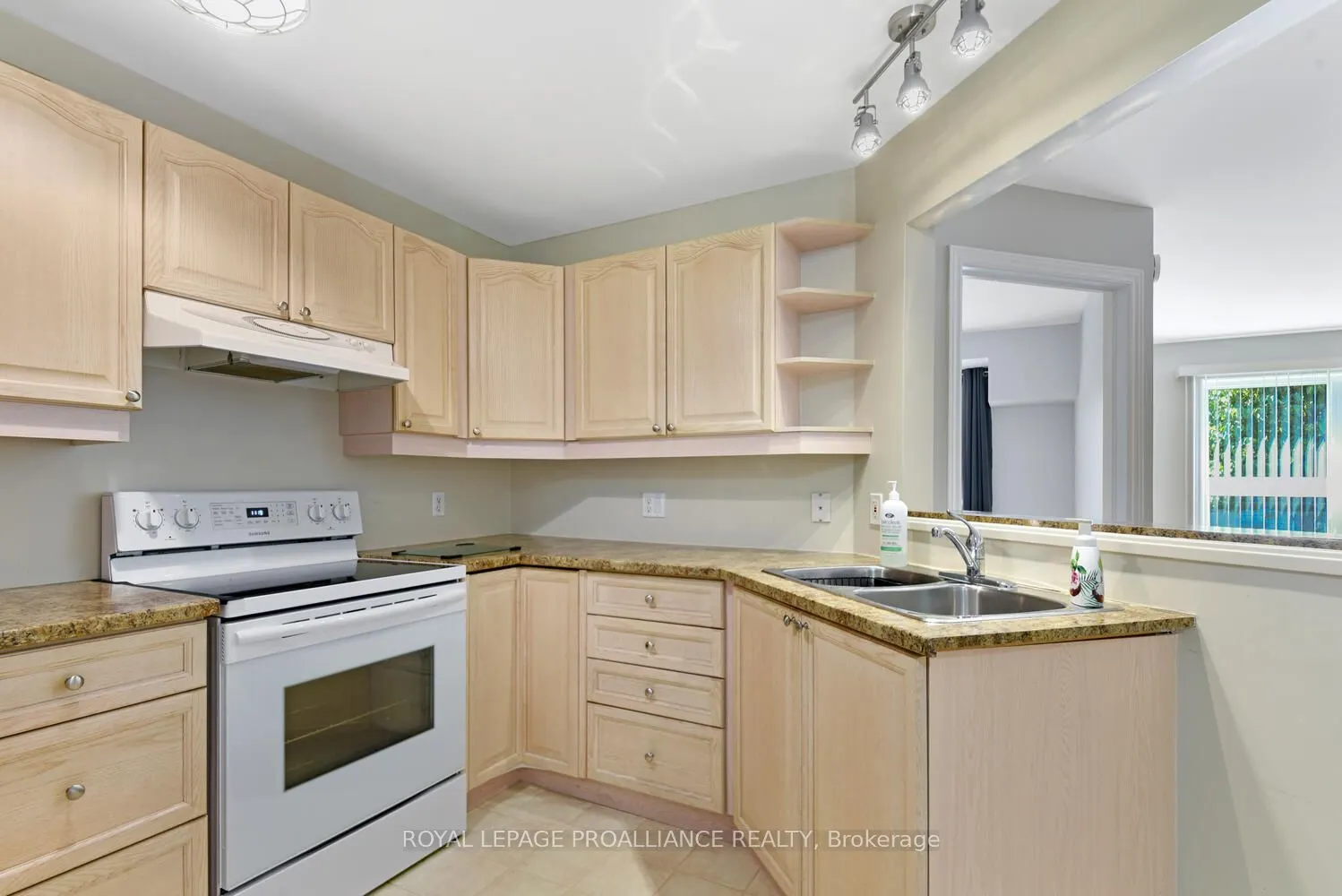 1171 Millwood Avenue, #11