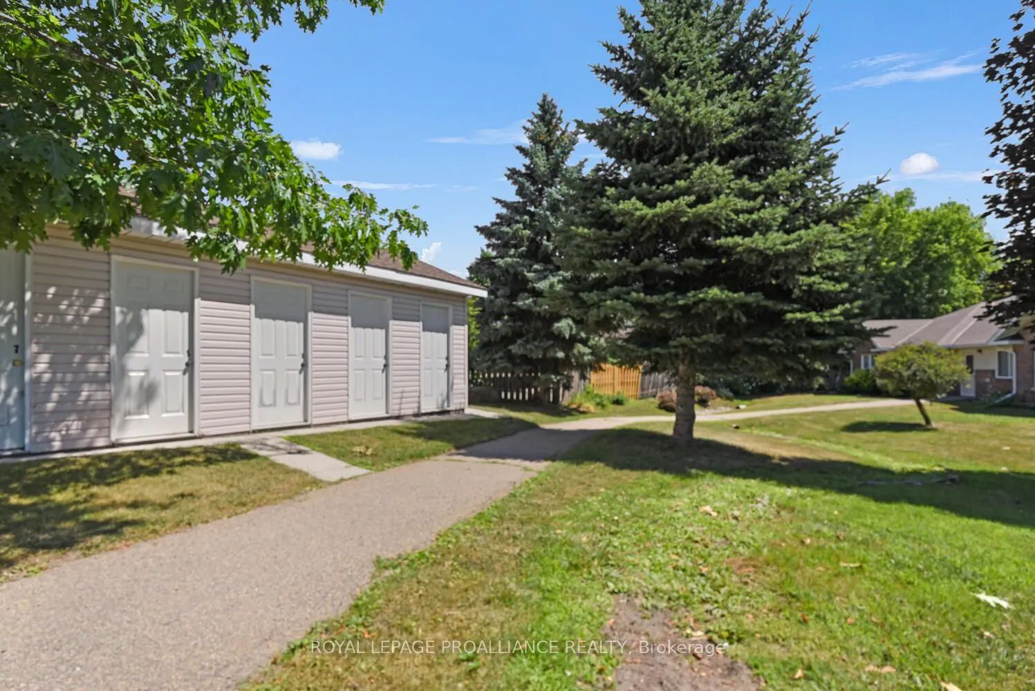 1171 Millwood Avenue, #11