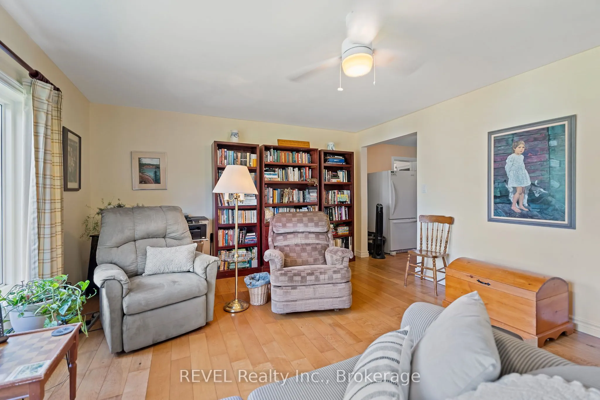 1555 Merrittville Highway