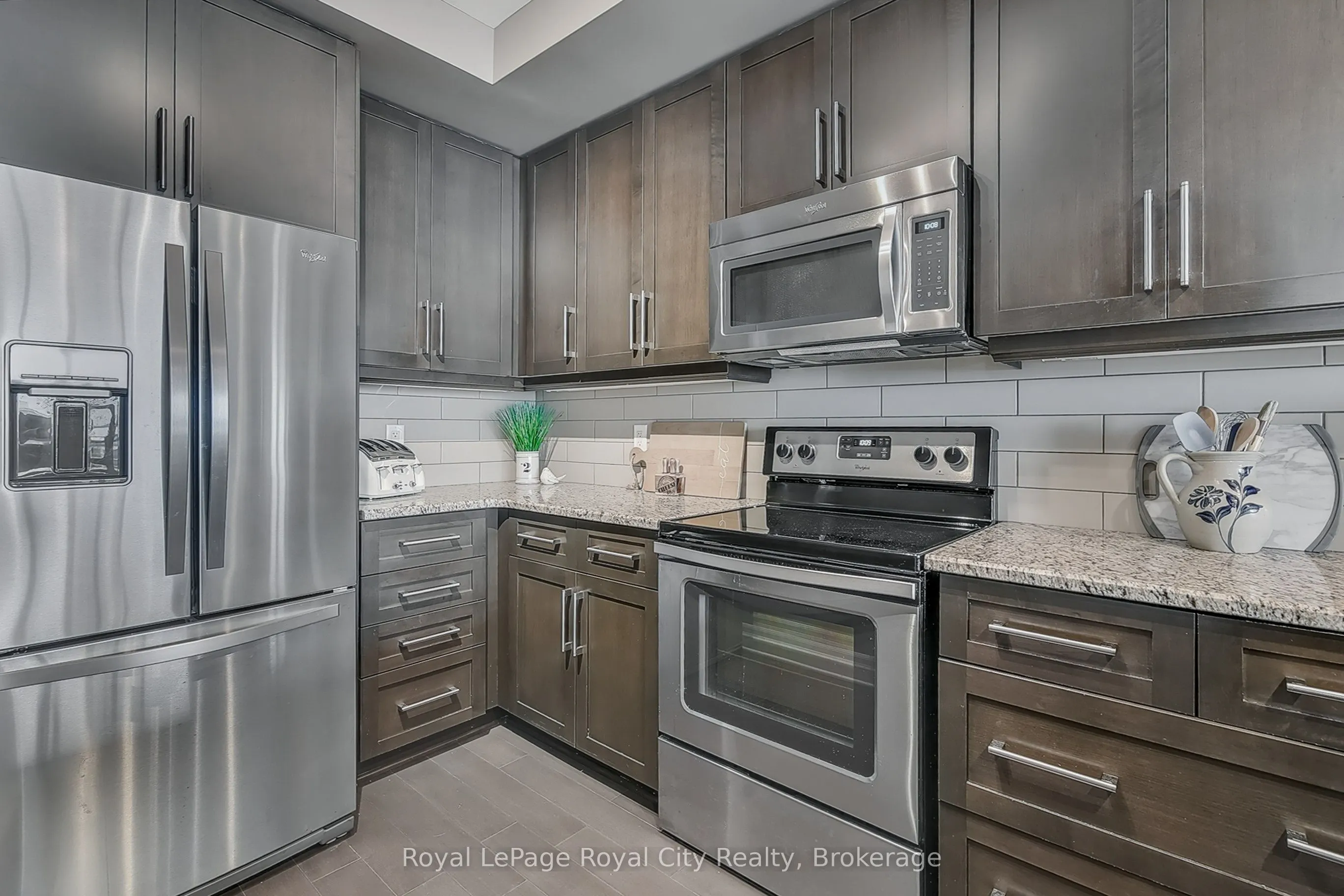160 Macdonell Street, #1005