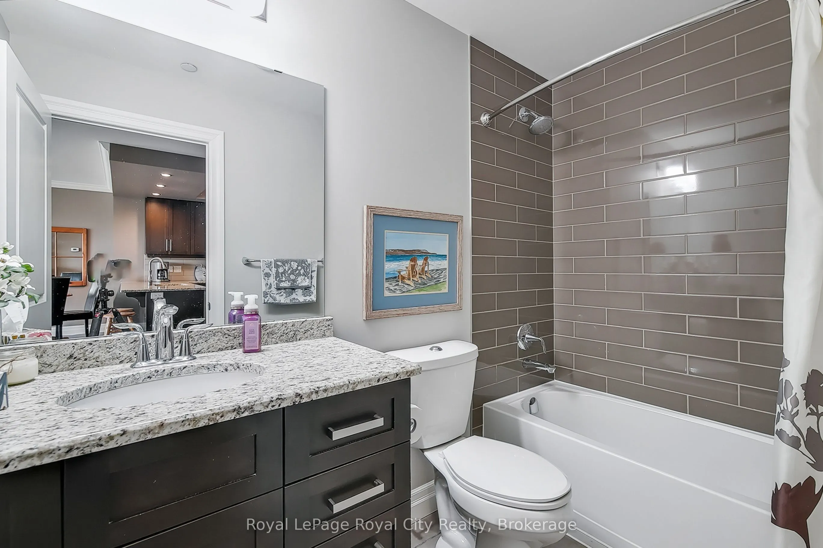 160 Macdonell Street, #1005