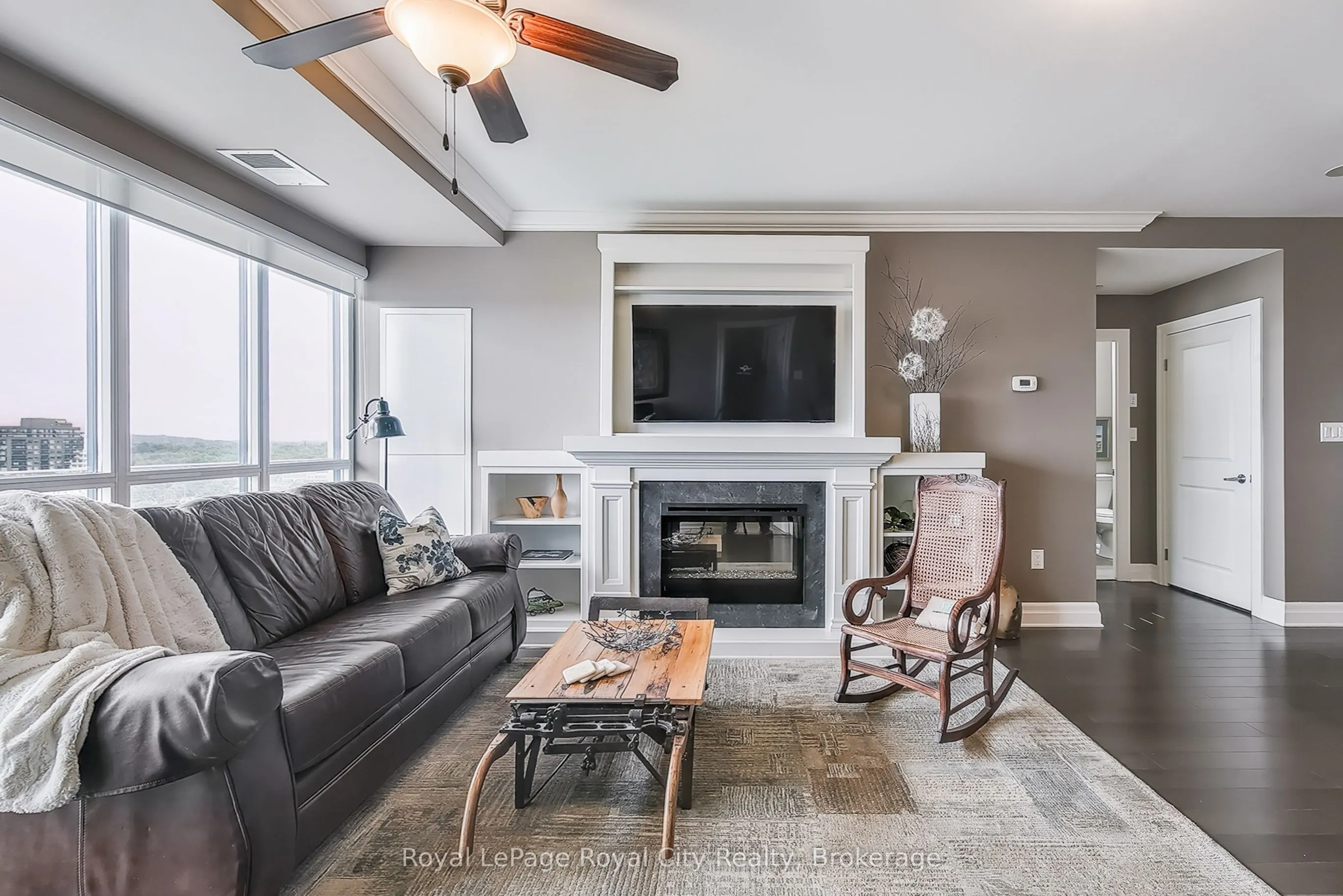 160 Macdonell Street, #1005